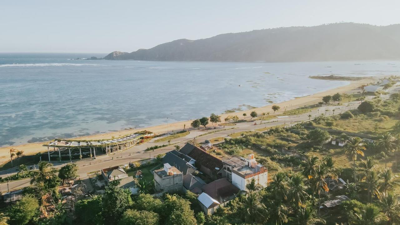 Birru Inn Kuta  Экстерьер фото